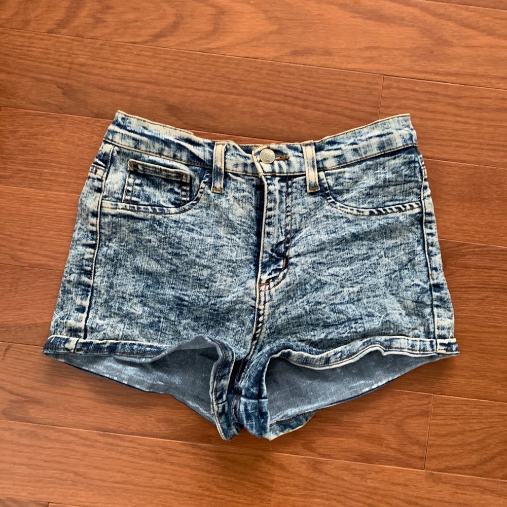 High Waisted Acid Wash Shorts Size S